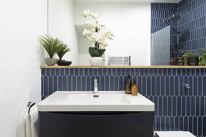 Modern blue bathroom Raison Home